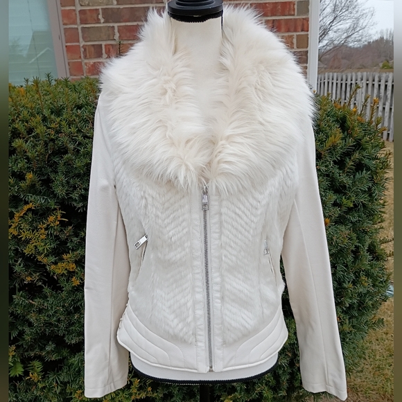 Guess Ivory White Faux Fur Faux Leather Corset Lace Up Vest Jacket Blouse - Picture 1 of 16